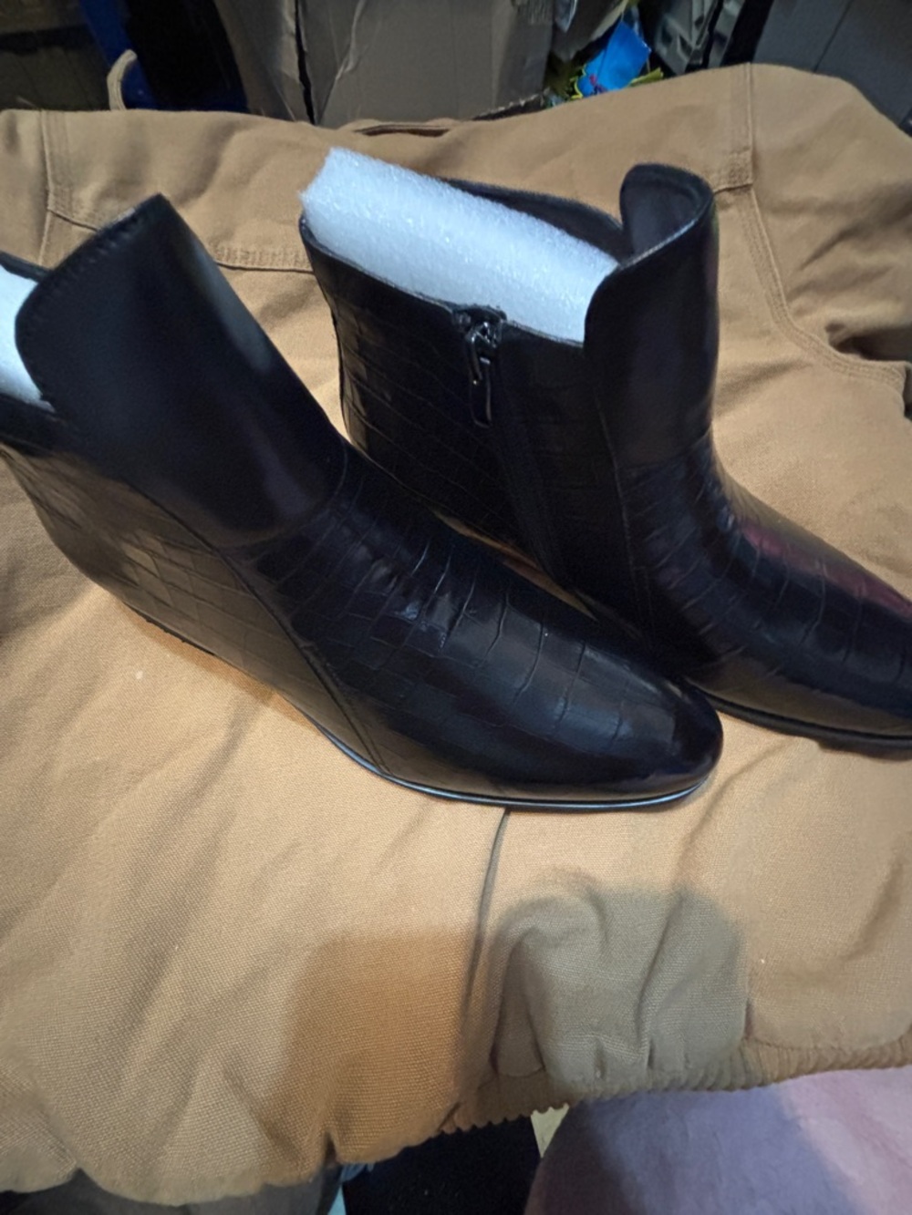 Men's Black Croc-Embossed Ankle Boots Half Zip on sides Size 9 New